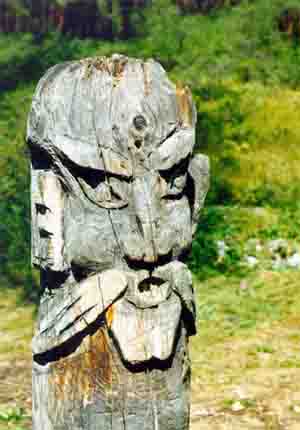 Алтайская деревянная скульптура