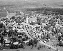 Поселок Гаммельстад (на севере Швеции близ города Лулео) включен в список Всемирного культурного наследия ЮНЕСКО. Приходская церковь и окружающие ее 425 небольших коттеджей — один из самых больших сохранившихся до наших дней североскандинавских комплексов такого типа