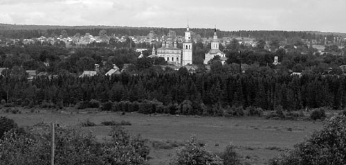 Вид на Лальск с окружающих холмов. 2005. Фото Е. Кац